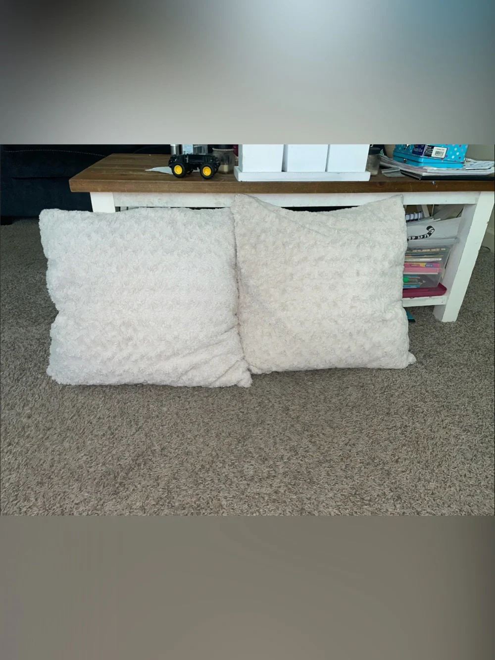 Luxury White/Creme Textured Decorative Throw Pillow Set